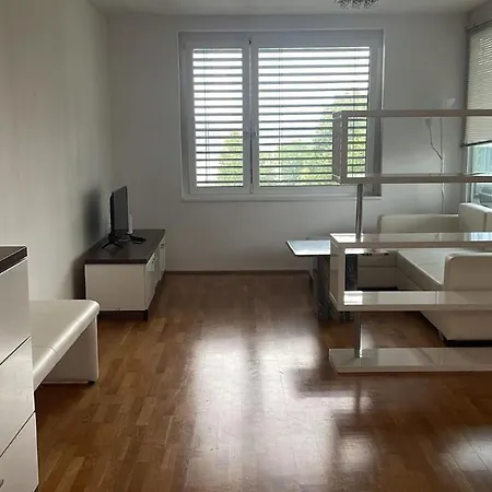 Апартаменти Donau Ufer Stadt Mitte